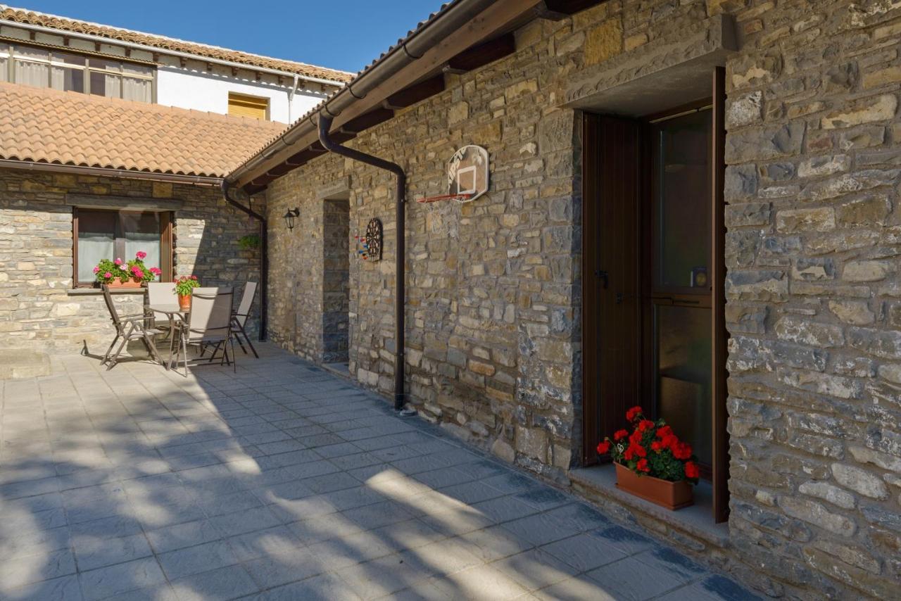 Villa O Zierzo Jaca Exterior foto